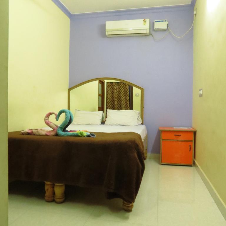 Thilak Home Stay Hampi Quarto foto